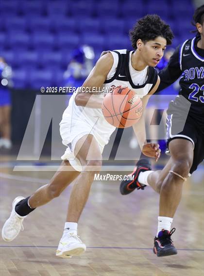Thumbnail 2 in Georgetown vs Monument Mountain (MIAA Division 4 Final) photogallery.