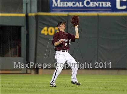 Thumbnail 1 in Calallen vs. Poteet (UIL 4A Semifinal) photogallery.