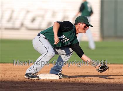 Thumbnail 2 in Calallen vs. Poteet (UIL 4A Semifinal) photogallery.