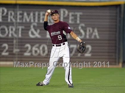Thumbnail 2 in Calallen vs. Poteet (UIL 4A Semifinal) photogallery.