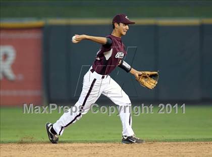 Thumbnail 3 in Calallen vs. Poteet (UIL 4A Semifinal) photogallery.