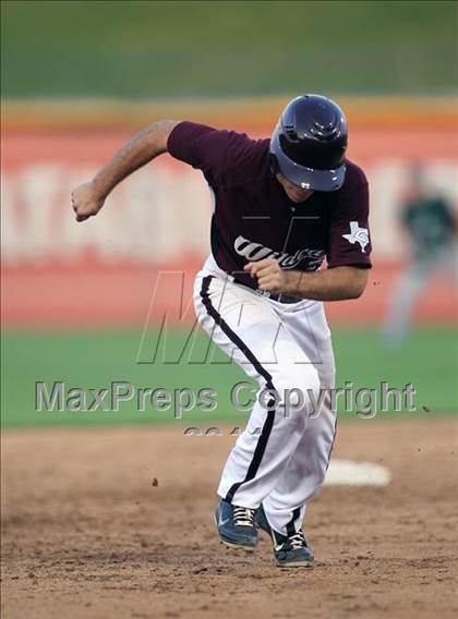 Thumbnail 1 in Calallen vs. Poteet (UIL 4A Semifinal) photogallery.