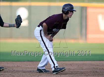 Thumbnail 2 in Calallen vs. Poteet (UIL 4A Semifinal) photogallery.