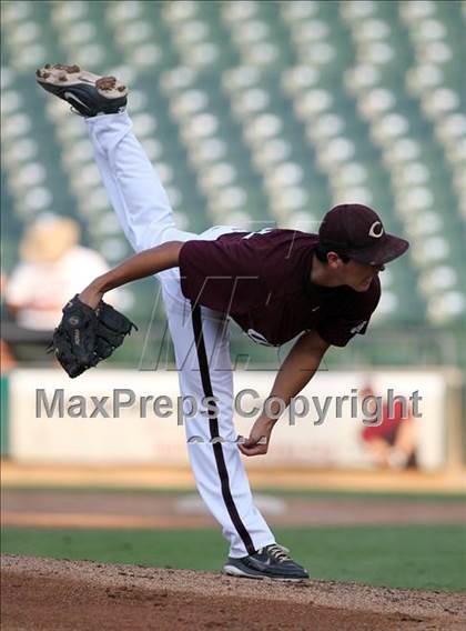 Thumbnail 1 in Calallen vs. Poteet (UIL 4A Semifinal) photogallery.