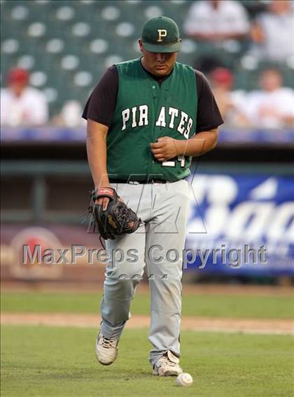 Thumbnail 1 in Calallen vs. Poteet (UIL 4A Semifinal) photogallery.