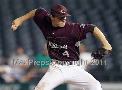 Thumbnail 3 in Calallen vs. Poteet (UIL 4A Semifinal) photogallery.
