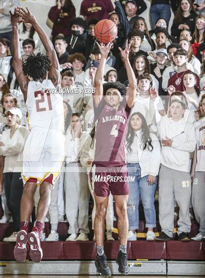 Thumbnail 2 in Arlington vs Mount Vernon (Section 1 Class AA Semifinal) photogallery.