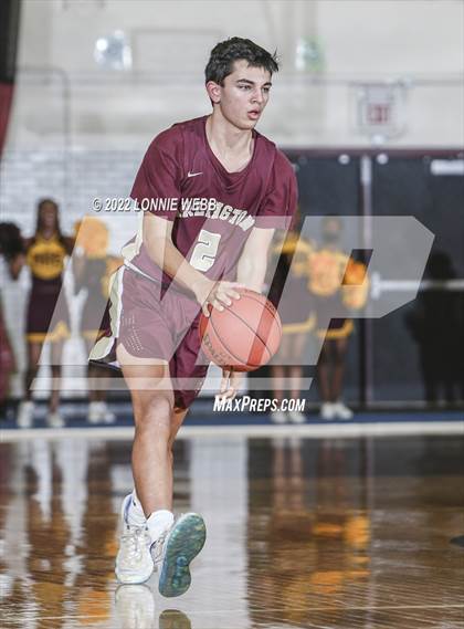 Thumbnail 3 in Arlington vs Mount Vernon (Section 1 Class AA Semifinal) photogallery.