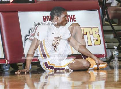 Thumbnail 2 in Arlington vs Mount Vernon (Section 1 Class AA Semifinal) photogallery.