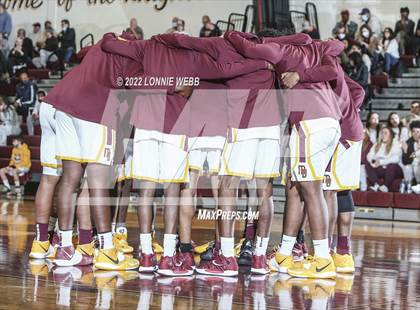 Thumbnail 1 in Arlington vs Mount Vernon (Section 1 Class AA Semifinal) photogallery.