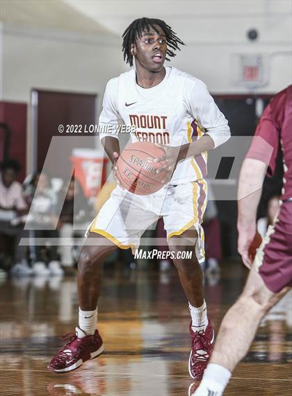 Thumbnail 3 in Arlington vs Mount Vernon (Section 1 Class AA Semifinal) photogallery.