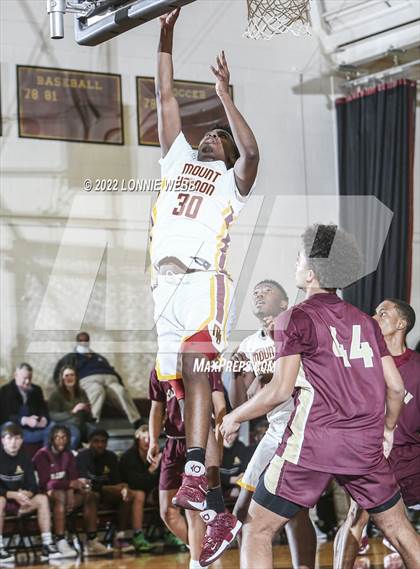 Thumbnail 2 in Arlington vs Mount Vernon (Section 1 Class AA Semifinal) photogallery.