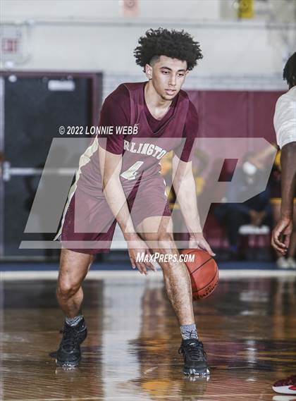 Thumbnail 3 in Arlington vs Mount Vernon (Section 1 Class AA Semifinal) photogallery.