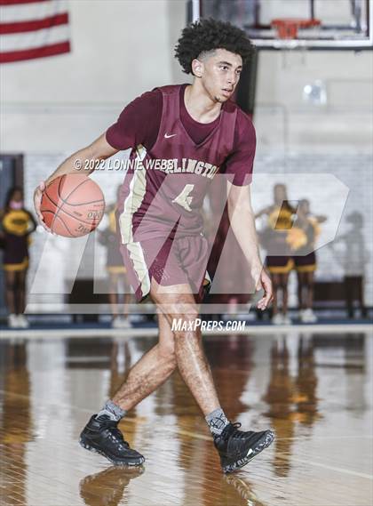 Thumbnail 2 in Arlington vs Mount Vernon (Section 1 Class AA Semifinal) photogallery.