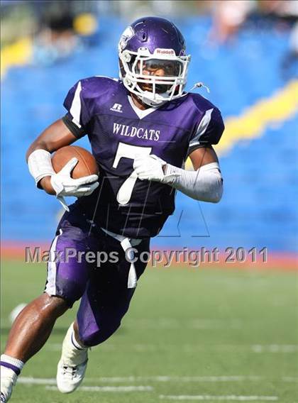 Thumbnail 3 in Franklin vs. Bishop O'Dowd (Smackdown at Sactown) photogallery.