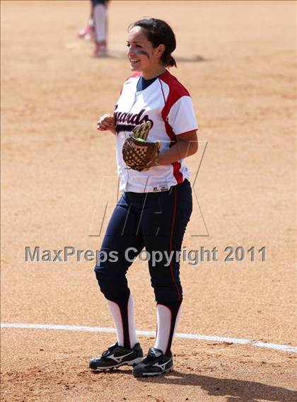 Thumbnail 1 in Pomona Catholic vs. Bellarmine-Jefferson (CIF SS D7 Final) photogallery.