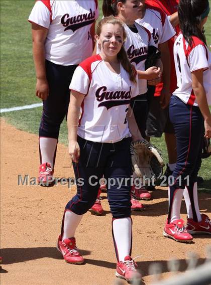 Thumbnail 1 in Pomona Catholic vs. Bellarmine-Jefferson (CIF SS D7 Final) photogallery.