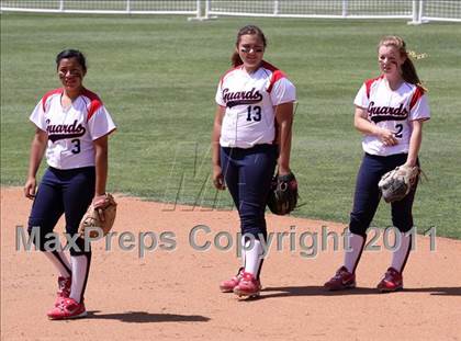 Thumbnail 1 in Pomona Catholic vs. Bellarmine-Jefferson (CIF SS D7 Final) photogallery.