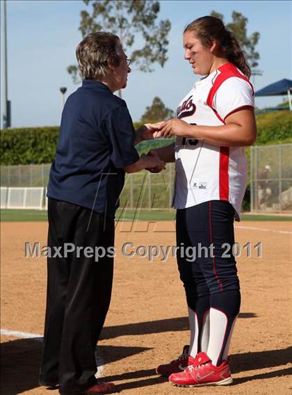 Thumbnail 2 in Pomona Catholic vs. Bellarmine-Jefferson (CIF SS D7 Final) photogallery.