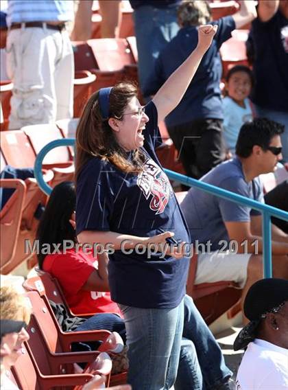 Thumbnail 2 in Pomona Catholic vs. Bellarmine-Jefferson (CIF SS D7 Final) photogallery.
