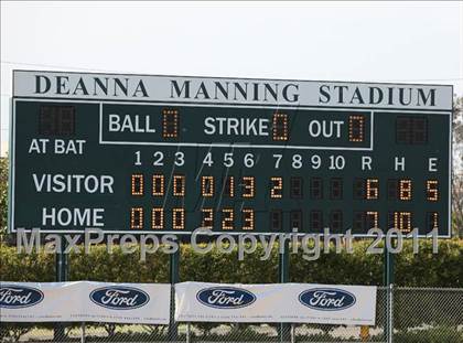 Thumbnail 2 in Pomona Catholic vs. Bellarmine-Jefferson (CIF SS D7 Final) photogallery.