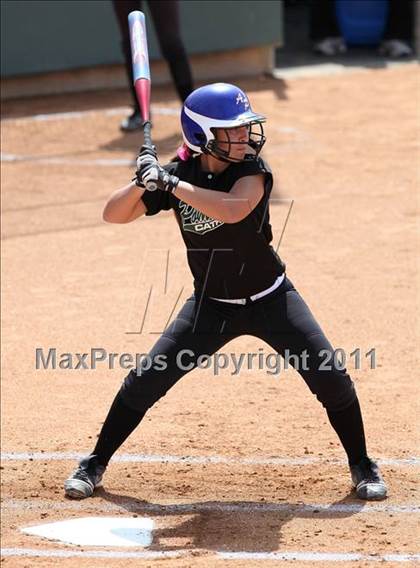 Thumbnail 2 in Pomona Catholic vs. Bellarmine-Jefferson (CIF SS D7 Final) photogallery.