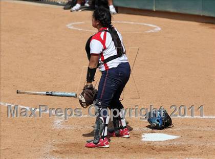 Thumbnail 1 in Pomona Catholic vs. Bellarmine-Jefferson (CIF SS D7 Final) photogallery.