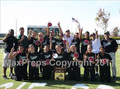 Thumbnail 2 in Pomona Catholic vs. Bellarmine-Jefferson (CIF SS D7 Final) photogallery.