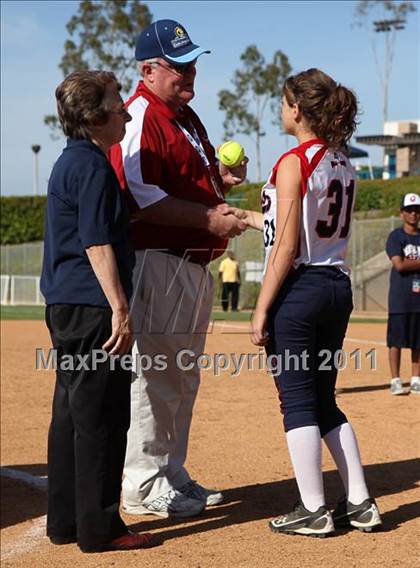 Thumbnail 1 in Pomona Catholic vs. Bellarmine-Jefferson (CIF SS D7 Final) photogallery.