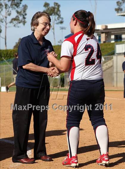 Thumbnail 3 in Pomona Catholic vs. Bellarmine-Jefferson (CIF SS D7 Final) photogallery.
