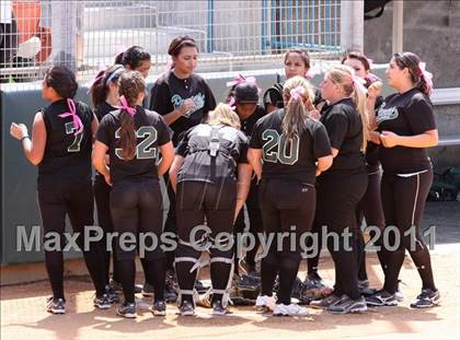 Thumbnail 2 in Pomona Catholic vs. Bellarmine-Jefferson (CIF SS D7 Final) photogallery.
