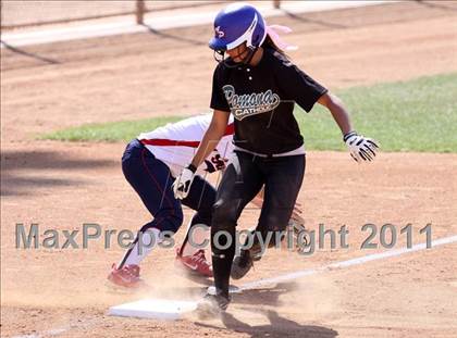 Thumbnail 1 in Pomona Catholic vs. Bellarmine-Jefferson (CIF SS D7 Final) photogallery.