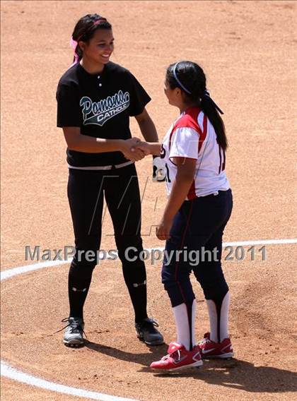 Thumbnail 1 in Pomona Catholic vs. Bellarmine-Jefferson (CIF SS D7 Final) photogallery.