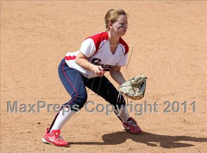 Thumbnail 1 in Pomona Catholic vs. Bellarmine-Jefferson (CIF SS D7 Final) photogallery.