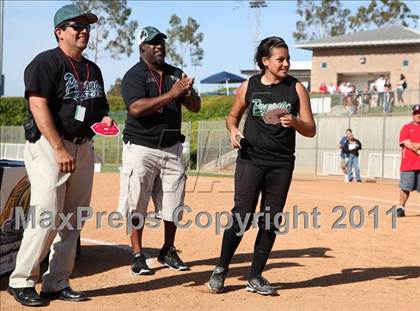 Thumbnail 1 in Pomona Catholic vs. Bellarmine-Jefferson (CIF SS D7 Final) photogallery.