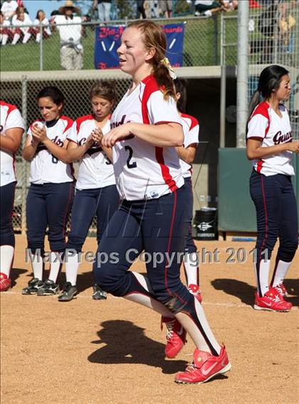 Thumbnail 2 in Pomona Catholic vs. Bellarmine-Jefferson (CIF SS D7 Final) photogallery.