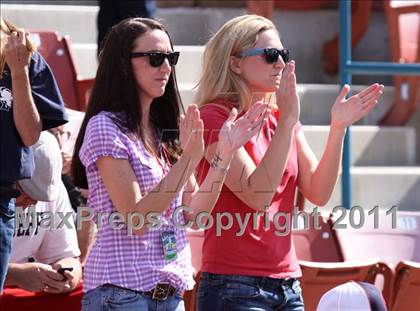 Thumbnail 2 in Pomona Catholic vs. Bellarmine-Jefferson (CIF SS D7 Final) photogallery.