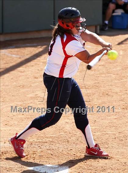 Thumbnail 3 in Pomona Catholic vs. Bellarmine-Jefferson (CIF SS D7 Final) photogallery.