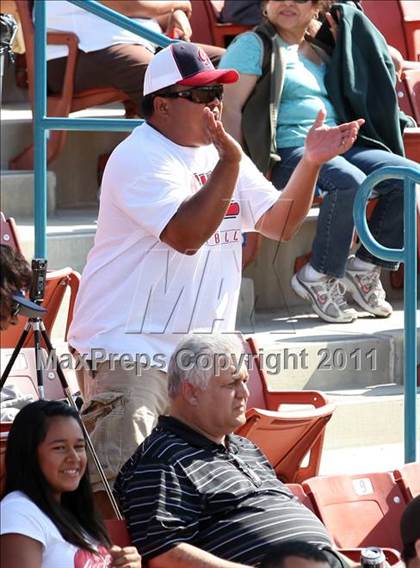 Thumbnail 3 in Pomona Catholic vs. Bellarmine-Jefferson (CIF SS D7 Final) photogallery.
