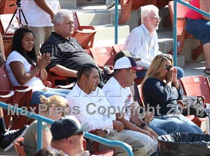 Thumbnail 1 in Pomona Catholic vs. Bellarmine-Jefferson (CIF SS D7 Final) photogallery.