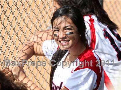 Thumbnail 2 in Pomona Catholic vs. Bellarmine-Jefferson (CIF SS D7 Final) photogallery.