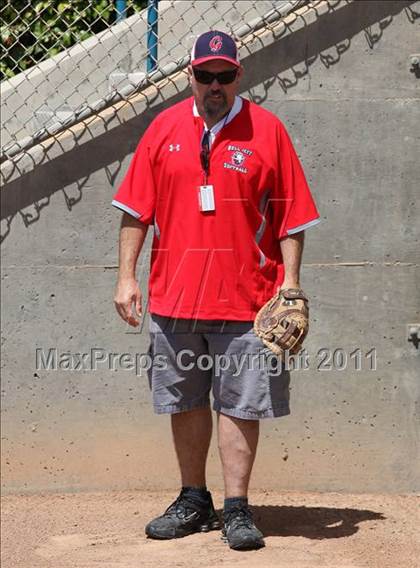 Thumbnail 1 in Pomona Catholic vs. Bellarmine-Jefferson (CIF SS D7 Final) photogallery.