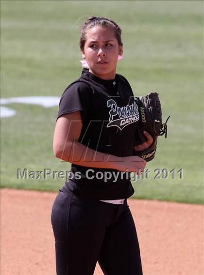 Thumbnail 1 in Pomona Catholic vs. Bellarmine-Jefferson (CIF SS D7 Final) photogallery.