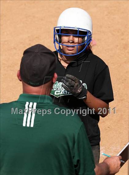Thumbnail 2 in Pomona Catholic vs. Bellarmine-Jefferson (CIF SS D7 Final) photogallery.