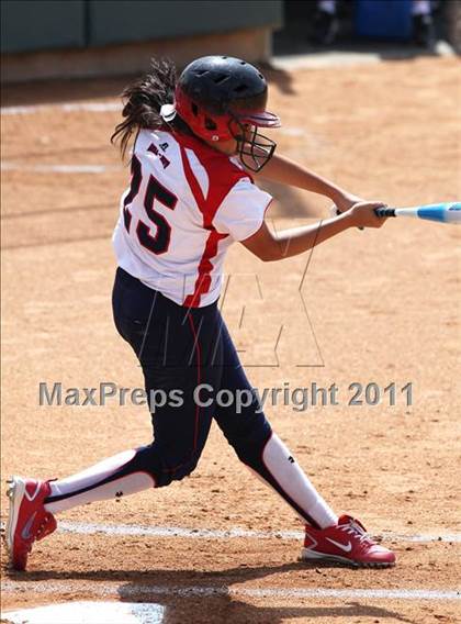 Thumbnail 3 in Pomona Catholic vs. Bellarmine-Jefferson (CIF SS D7 Final) photogallery.