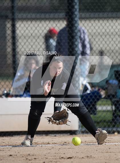 Thumbnail 3 in Cherokee Trail vs. Mountain Vista (CHSAA 5A Regional State Qualifier) photogallery.