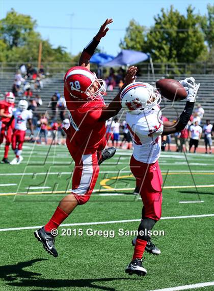 Thumbnail 3 in Highlands vs Mira Loma photogallery.