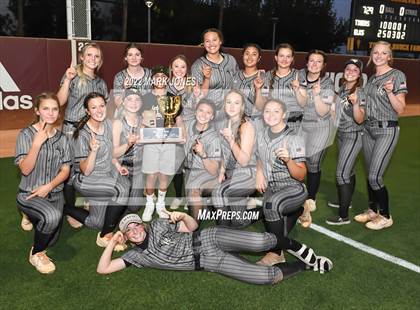 Thumbnail 1 in Kingman Academy vs. Round Valley (AIA 2A Final - Awards) photogallery.