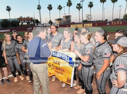 Thumbnail 3 in Kingman Academy vs. Round Valley (AIA 2A Final - Awards) photogallery.