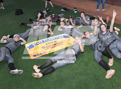 Thumbnail 3 in Kingman Academy vs. Round Valley (AIA 2A Final - Awards) photogallery.